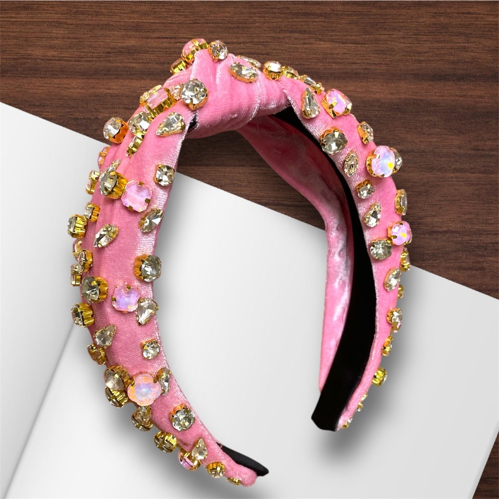 ✨ Rhinestone Knotted Velvet Headband – Pink Rainbow Crystal ✨
